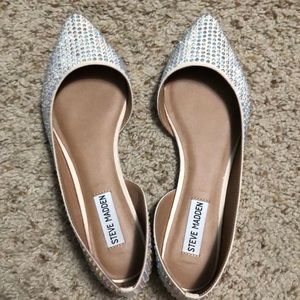 Steve Madden flats. Worn once. Very comfortable
